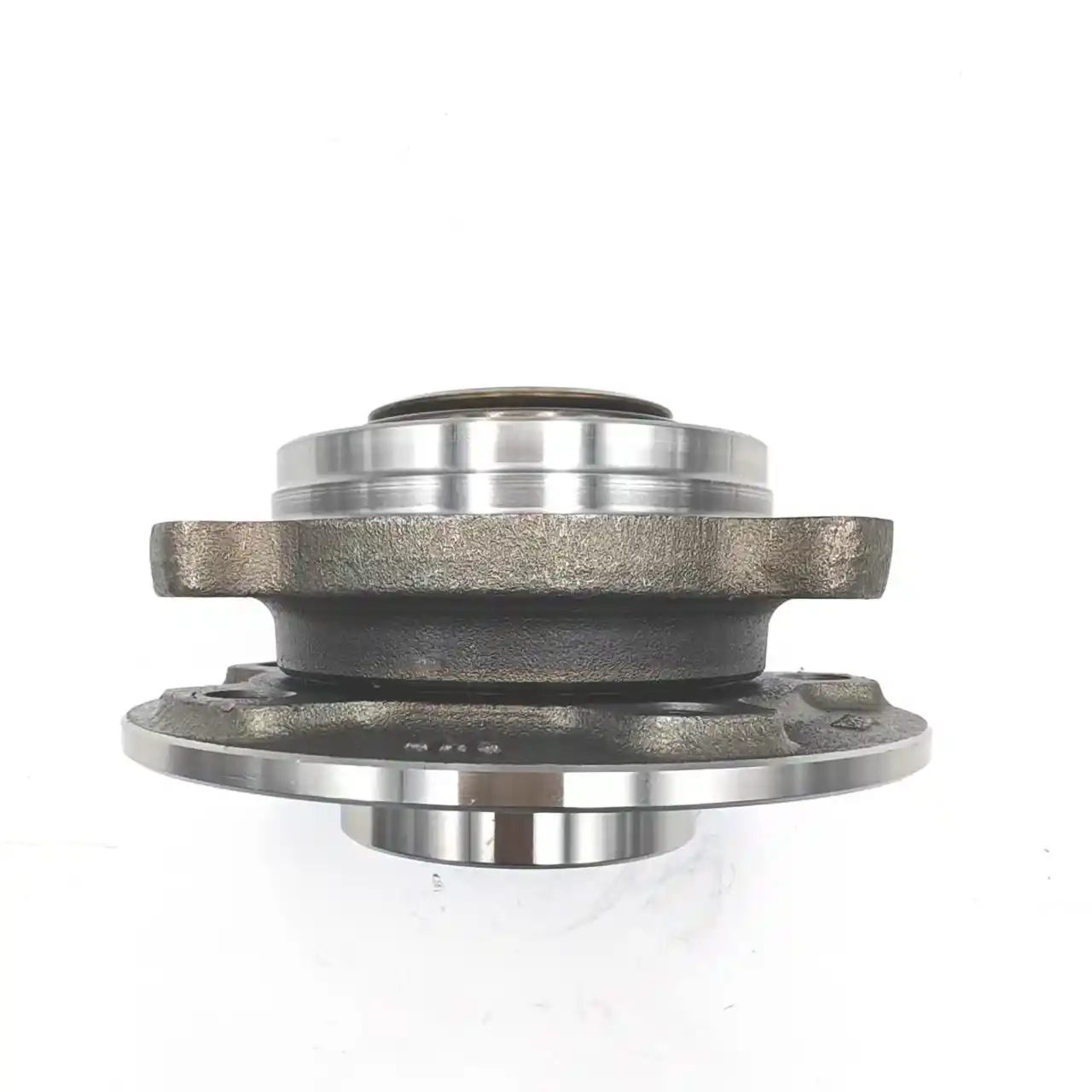 675000062 front wheel hub unit for Maserati