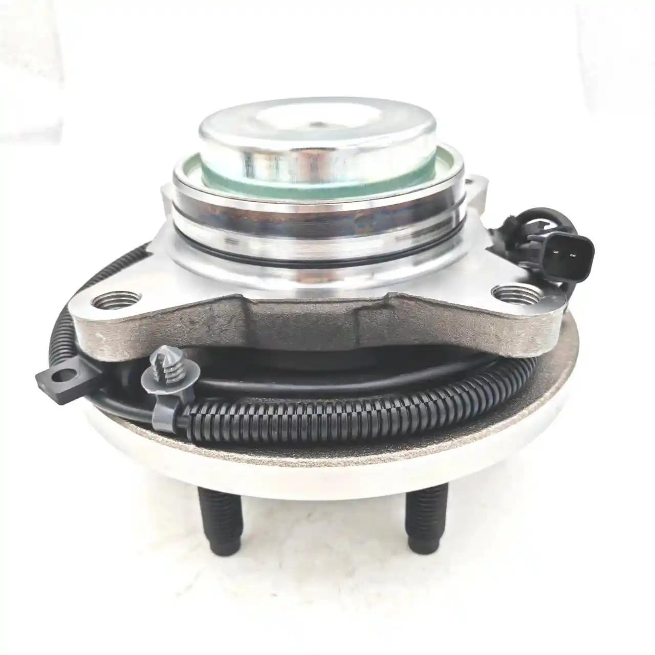 CL3Z-1104-B front wheel hub unit for Ford