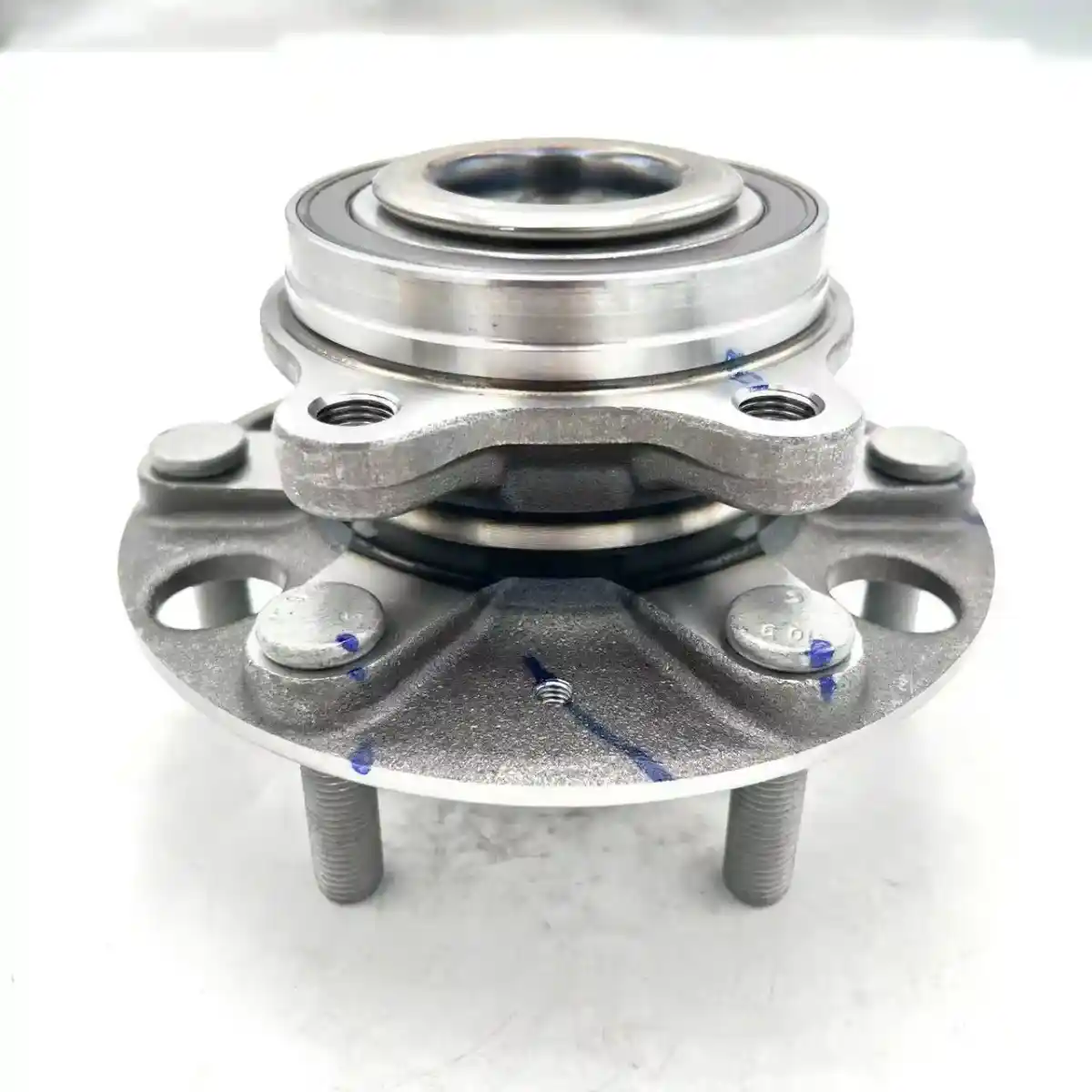 3103100XGW04A front wheel hub unit for tank
